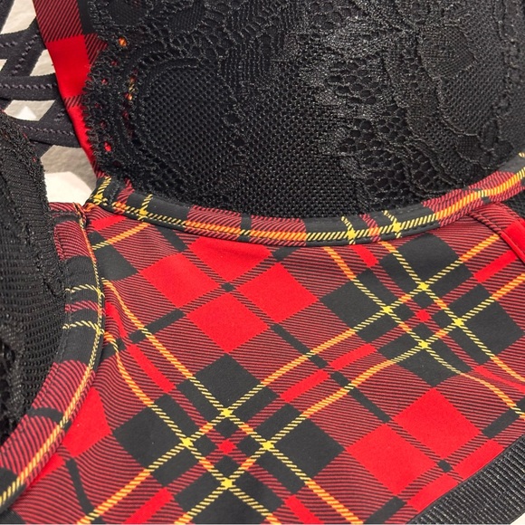 NWT Torrid XO Plunge Push-Up Wire Bra Noelle Plaid Lace Black Red Sz 46C Sexy - Picture 4 of 13